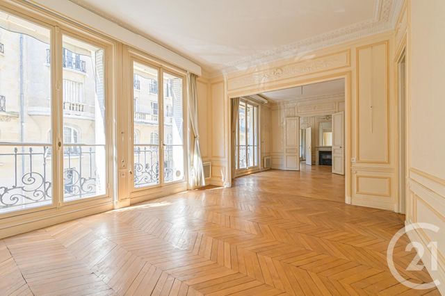  - PARIS - 