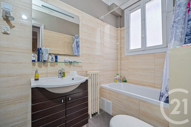 Appartement F3 à vendre - 3 pièces - 53.16 m2 - PARIS - 75016 - ILE-DE-FRANCE - Century 21 Auteuil Seine