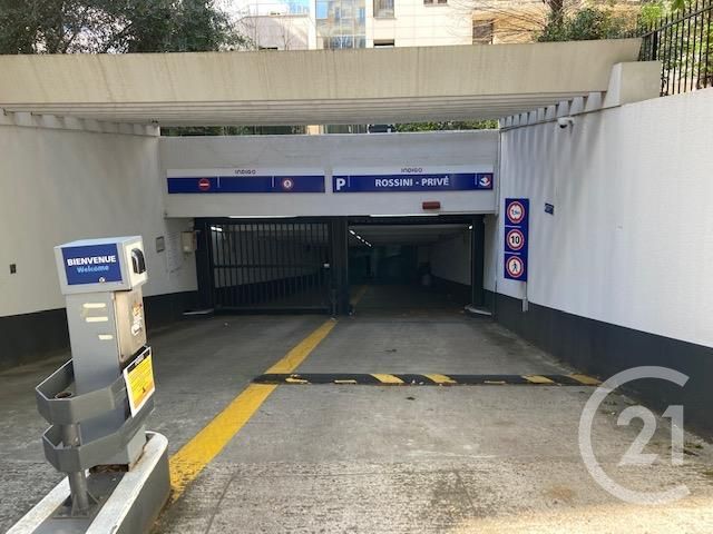 parking à louer - 10.0 m2 - PARIS - 75016 - ILE-DE-FRANCE - Century 21 Auteuil Seine