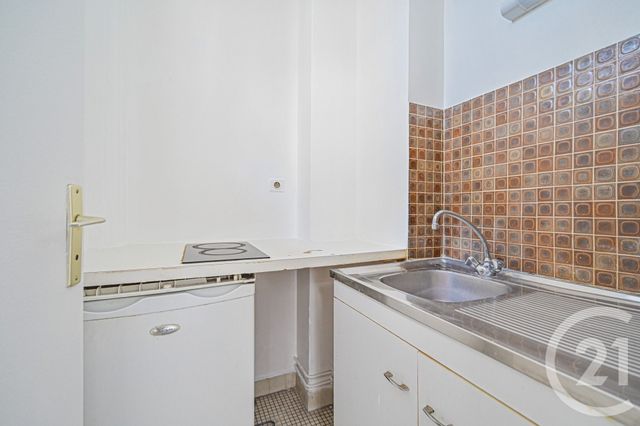 Appartement F2 à vendre - 2 pièces - 30.75 m2 - PARIS - 75016 - ILE-DE-FRANCE - Century 21 Auteuil Seine