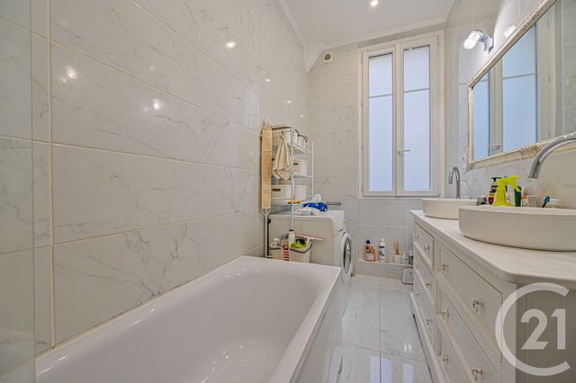 Appartement T4 à vendre - 4 pièces - 93.43 m2 - PARIS - 75016 - ILE-DE-FRANCE - Century 21 Auteuil Seine