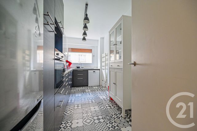 Appartement F2 à louer - 2 pièces - 56.18 m2 - PARIS - 75016 - ILE-DE-FRANCE - Century 21 Auteuil Seine