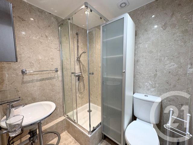 Appartement F4 à louer - 4 pièces - 91.5 m2 - PARIS - 75016 - ILE-DE-FRANCE - Century 21 Auteuil Seine