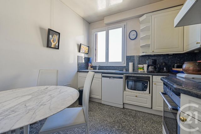 Afficher la photo en grand Appartement F5 à vendre - 5 pièces - 134.09 m2 - PARIS - 75016 - ILE-DE-FRANCE - Century 21 Auteuil Seine