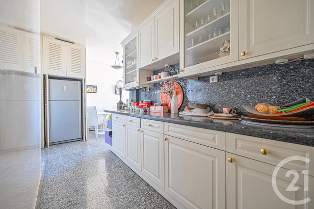 Afficher la photo en grand Appartement F5 à vendre - 5 pièces - 134.09 m2 - PARIS - 75016 - ILE-DE-FRANCE - Century 21 Auteuil Seine