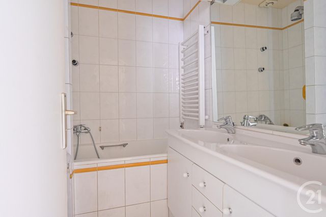 Afficher la photo en grand Appartement F5 à vendre - 5 pièces - 134.09 m2 - PARIS - 75016 - ILE-DE-FRANCE - Century 21 Auteuil Seine