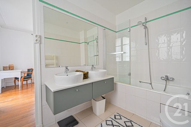 Appartement F5 à louer - 5 pièces - 113.24 m2 - PARIS - 75016 - ILE-DE-FRANCE - Century 21 Auteuil Seine