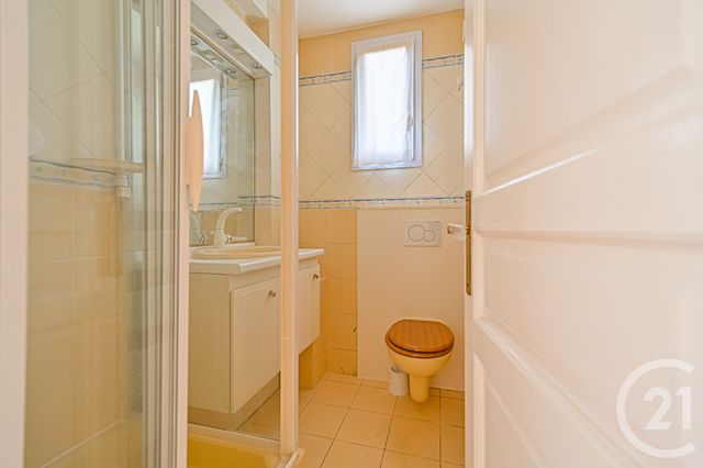 Appartement F5 à louer - 5 pièces - 108.01 m2 - PARIS - 75016 - ILE-DE-FRANCE - Century 21 Auteuil Seine