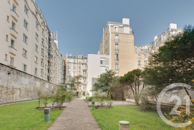 Appartement F2 à vendre - 2 pièces - 62.37 m2 - PARIS - 75016 - ILE-DE-FRANCE - Century 21 Auteuil Seine