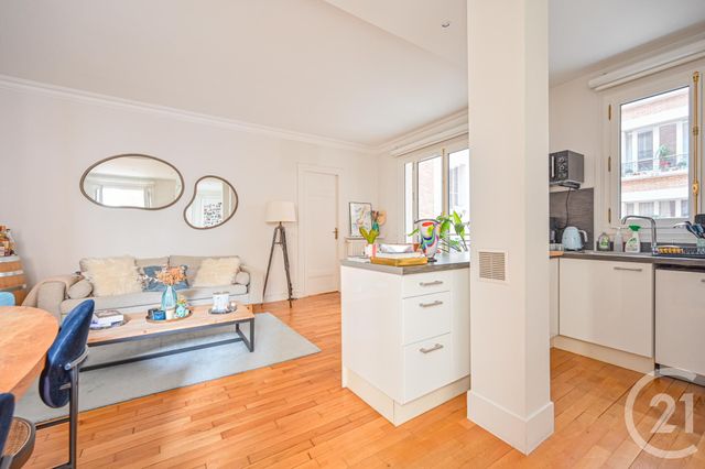 Appartement F2 à louer - 2 pièces - 60.55 m2 - PARIS - 75116 - ILE-DE-FRANCE - Century 21 Auteuil Seine