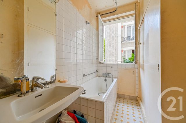 Appartement F2 à vendre - 2 pièces - 45.88 m2 - PARIS - 75016 - ILE-DE-FRANCE - Century 21 Auteuil Seine