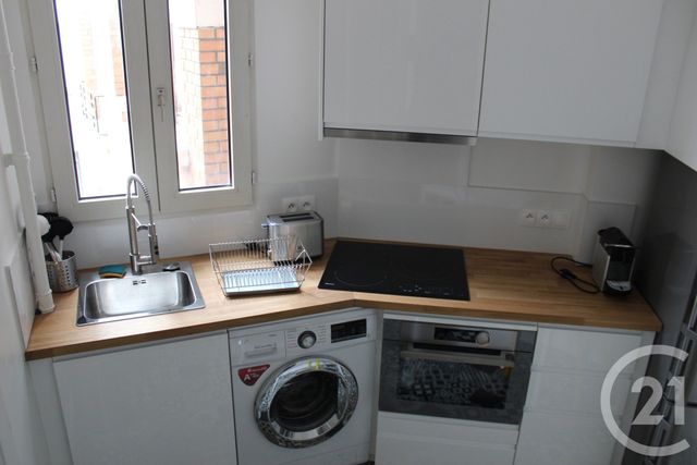 Appartement Studio à louer PARIS