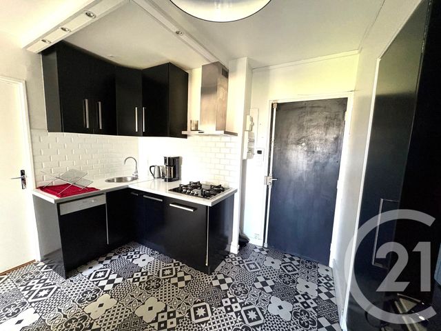 Appartement F3 à louer - 3 pièces - 52.63 m2 - PARIS - 75018 - ILE-DE-FRANCE - Century 21 Auteuil Seine