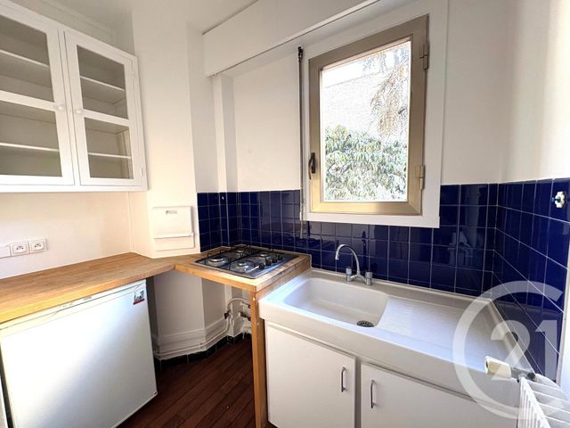 Appartement Studio à louer - 1 pièce - 30.69 m2 - PARIS - 75016 - ILE-DE-FRANCE - Century 21 Auteuil Seine