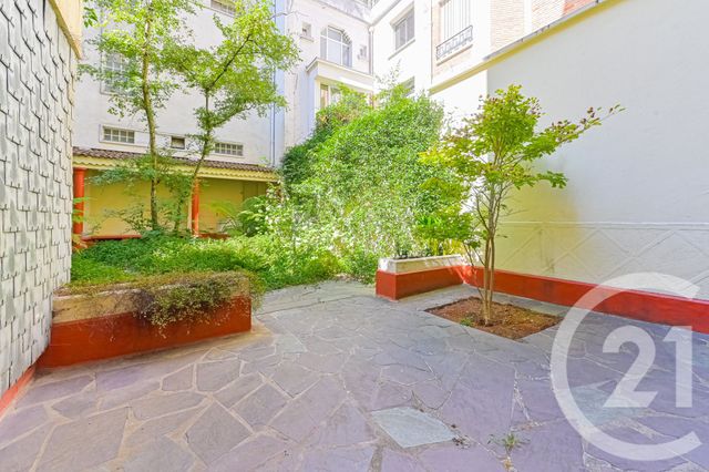 Appartement Studio à vendre - 1 pièce - 19.6 m2 - PARIS - 75016 - ILE-DE-FRANCE - Century 21 Auteuil Seine