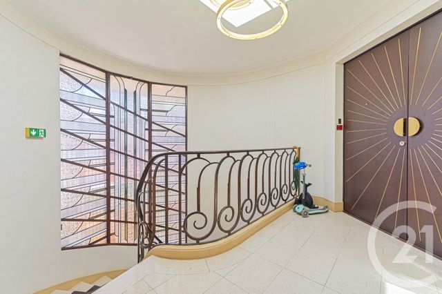 Appartement F3 à louer - 3 pièces - 74.13 m2 - PARIS - 75016 - ILE-DE-FRANCE - Century 21 Auteuil Seine