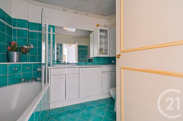 Appartement F3 à louer - 3 pièces - 121.32 m2 - PARIS - 75016 - ILE-DE-FRANCE - Century 21 Auteuil Seine