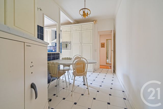 Appartement F3 à louer - 3 pièces - 121.32 m2 - PARIS - 75016 - ILE-DE-FRANCE - Century 21 Auteuil Seine