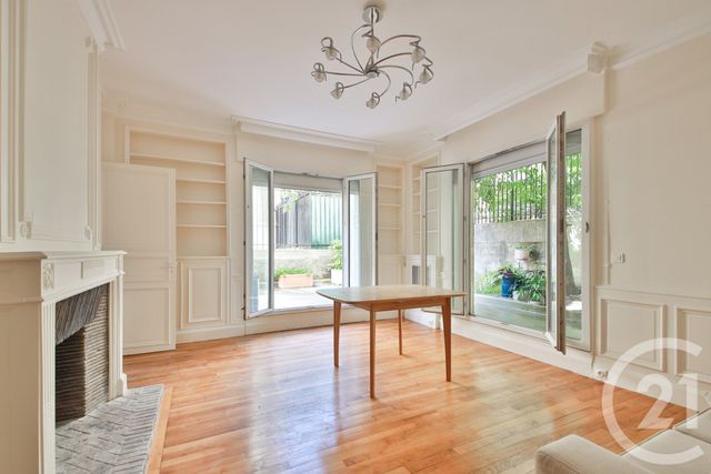 Appartement Studio à louer - 1 pièce - 40.02 m2 - PARIS - 75016 - ILE-DE-FRANCE - Century 21 Auteuil Seine
