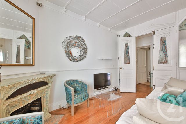Appartement à louer - 2 pièces - 46.5 m2 - PARIS - 75016 - ILE-DE-FRANCE - Century 21 Auteuil Seine