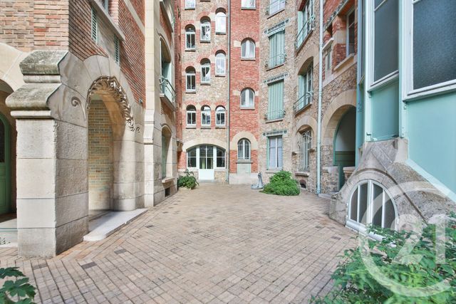Appartement à louer - 2 pièces - 46.5 m2 - PARIS - 75016 - ILE-DE-FRANCE - Century 21 Auteuil Seine