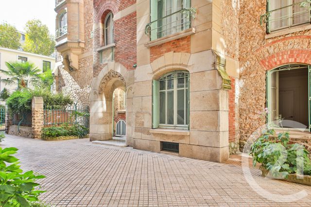 Appartement à louer - 2 pièces - 46.5 m2 - PARIS - 75016 - ILE-DE-FRANCE - Century 21 Auteuil Seine