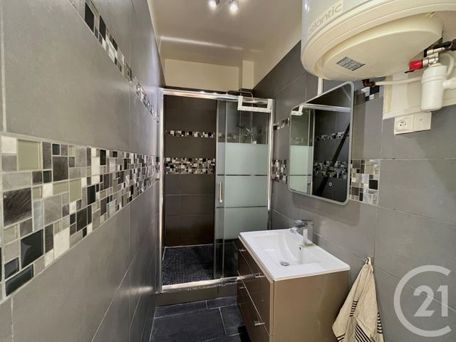 Appartement F3 à louer - 3 pièces - 63.46 m2 - PARIS - 75016 - ILE-DE-FRANCE - Century 21 Auteuil Seine