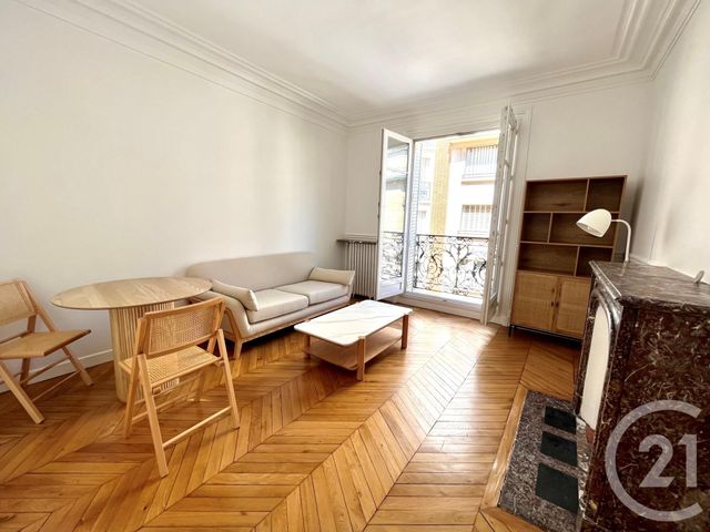 Appartement F3 à louer PARIS