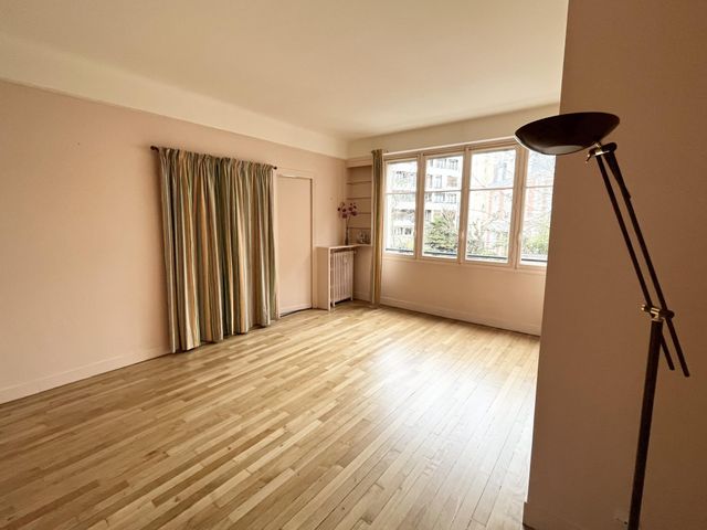 Appartement T2 à vendre - 2 pièces - 35.84 m2 - PARIS - 75016 - ILE-DE-FRANCE - Century 21 Auteuil Seine